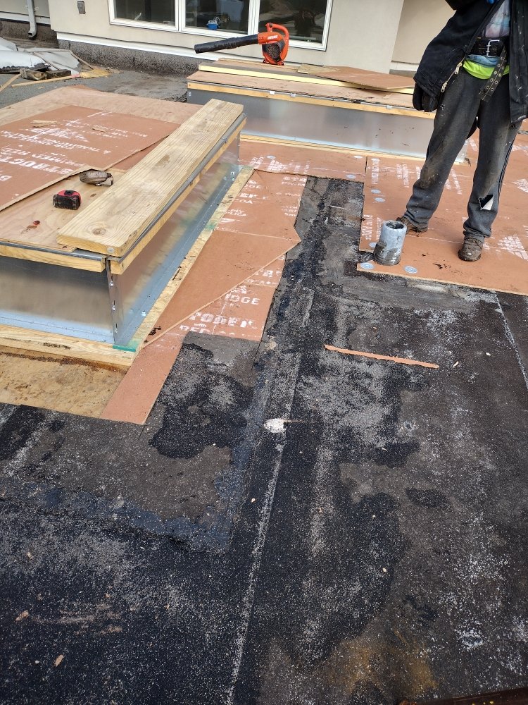 Slide of Moreno's Roofing