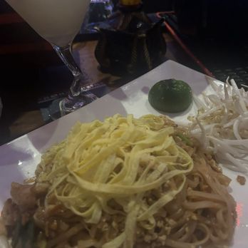 Xiandu Thai - Pad Thai - Thai Near Me - Philadelphia, Pennsylvania Xiandu Thai - Pad Thai - Thai Near Me - Philadelphia, Pennsylvania