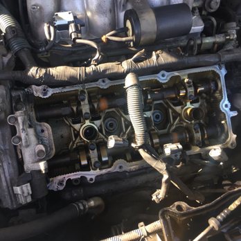 MMG Automotive - Valve cover gasket replacement on an 04' Murano - Auto Repair Near Me MMG Automotive - Valve cover gasket replacement on an 04' Murano - Auto Repair Near Me
