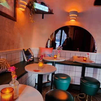 Romeo's - Inside - Bars Near Me - New York, New York Romeo's - Inside - Bars Near Me - New York, New York