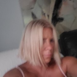 Salon Scarpello