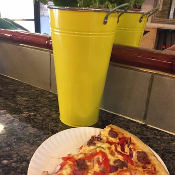 Altaïb - Pizza Near Me - Montreal, Quebec