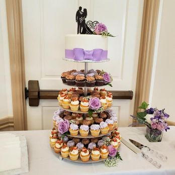 Cakes by Karl - Wedding of Travis & Alyssa Butler - Desserts Near Me - Vallejo, California