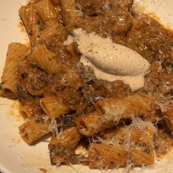 Vein At Kaka'ako - Bolognese - Mediterranean Near Me - Honolulu, Hawaii Vein At Kaka'ako - Bolognese - Mediterranean Near Me - Honolulu, Hawaii