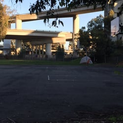 Grove Shafter Park - Someone lives here?
