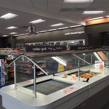 Thorntons - Center island, including roller grill - Gas Stations Near Me - Aurora, Illinois