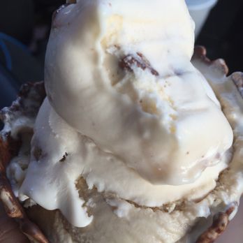 Frost Bite - This place is by far the definition of a treasure. Frostbite has some of the creamiest ice cream I have ever tasted! - Ice Cream & Frozen Yogurt Near Me - Avon, Indiana