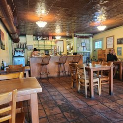 Bambinos Cafe on Delmar