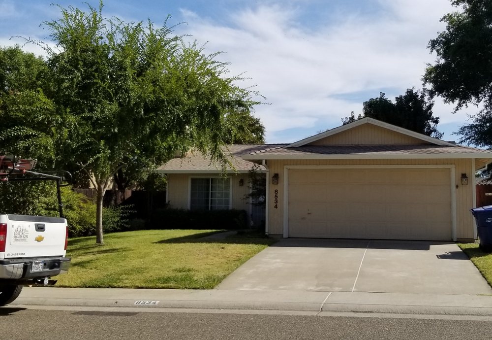 Slide of Carlos Galan Roofing