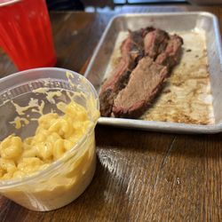 WoodBarn BBQ - Brisket and macaroni and cheese!