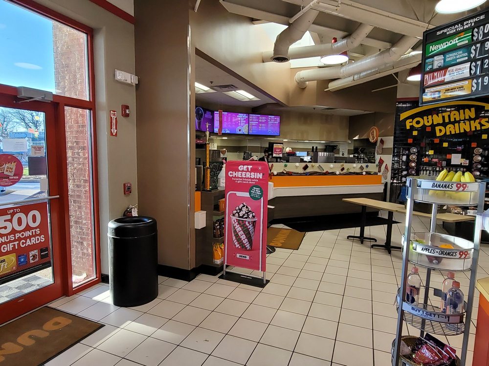 DUNKIN’ Updated September 2024 31 Photos & 10 Reviews 15060 S