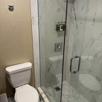 The Drake Oak Brook, Autograph Collection - Hotels Near Me - Oak Brook, Illinois The Drake Oak Brook, Autograph Collection - Hotels Near Me - Oak Brook, Illinois