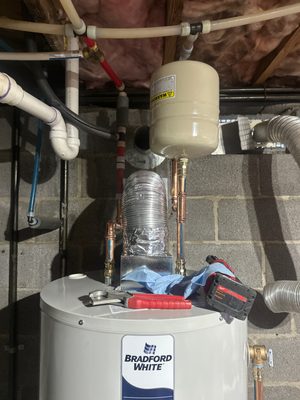 Rated R Plumbing Logo