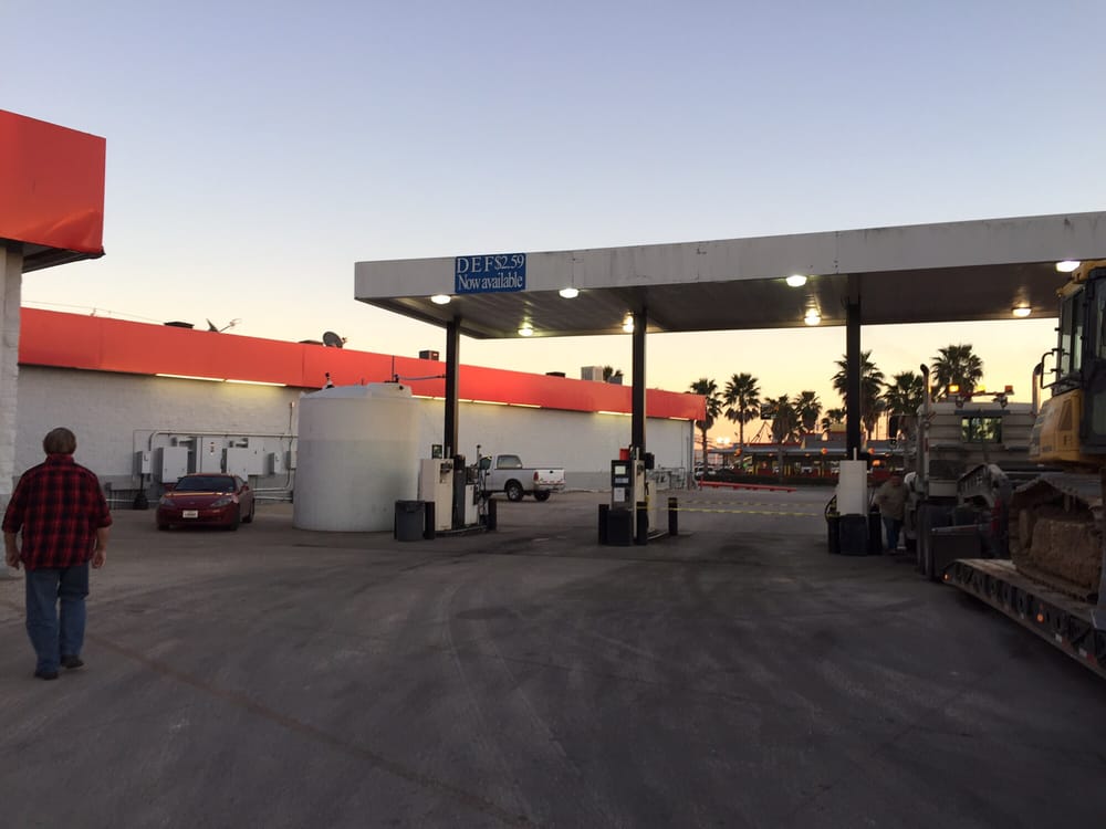 CHEVRON TEXACO CREDIT Updated September 2024 13 Photos 9500 East