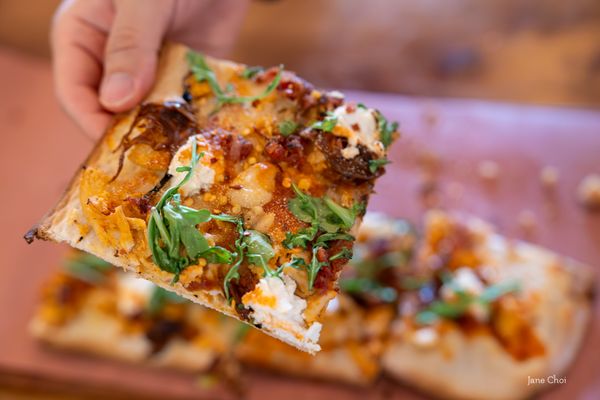 Jules Thin Crust by null