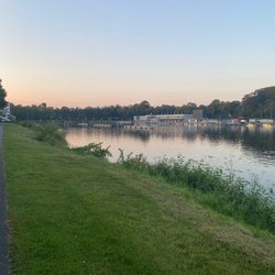 Regattabahn-Kanu-Leistungszentrum