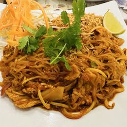 4. Pad Thai 4. Pad Thai