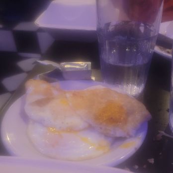 The 5 Point Café - Two f*** up attempts over 30+ minutes to cook eggs - Dive Bars Near Me - Seattle, Washington The 5 Point Café - Two f*** up attempts over 30+ minutes to cook eggs - Dive Bars Near Me - Seattle, Washington