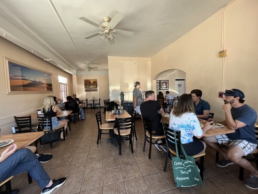 Lilly's Taqueria by null