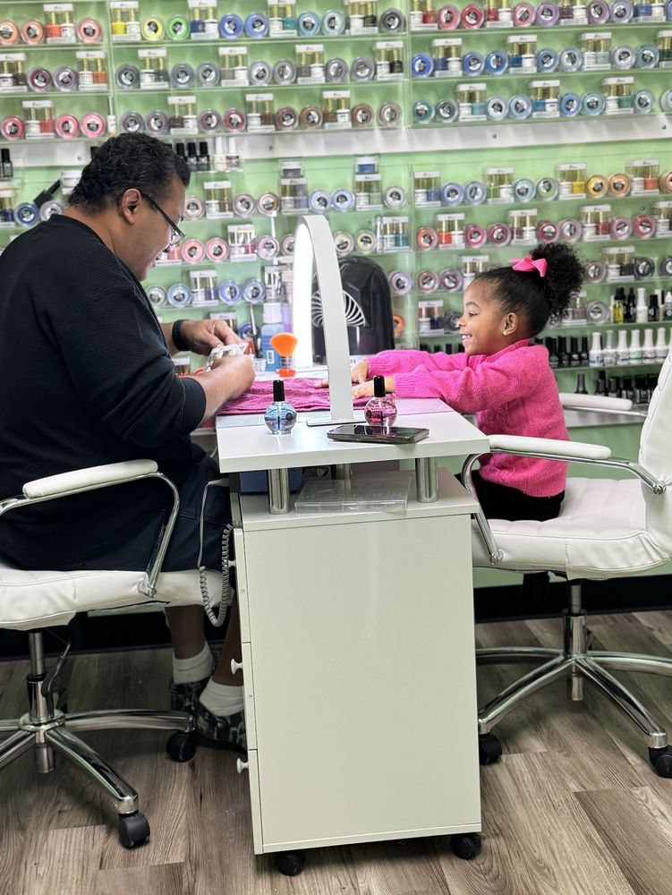 NAIL INSPIRATION STUDIOS Updated October 2024 42 Photos 4498