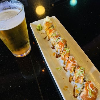 Tsui Sushi Bar - Super Ocean Roll - Sushi Bars Near Me - Seattle, Washington Tsui Sushi Bar - Super Ocean Roll - Sushi Bars Near Me - Seattle, Washington