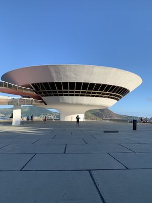 Museu de Arte Contemporânea de Niterói by null