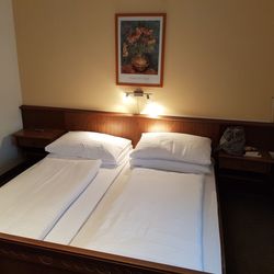 Schönauer - Das Doppelbett