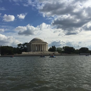 Jefferson Memorial - Landmarks & Historical Buildings Near Me - Washington, DC, District of Columbia