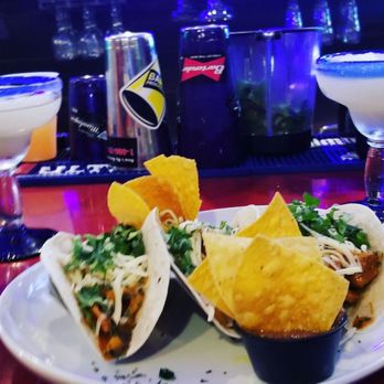 Peppers Bistro - Puerto Rican Near Me - Bayamón, Puerto Rico
