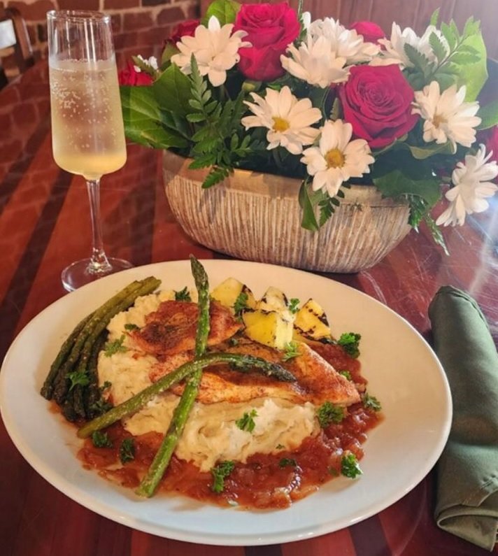 THISTLE & BRIER RESTAURANT CLOSED Updated July 2024 50 Photos