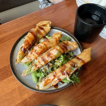 Peter Chang Gaithersburg - Firecracker Salmon Spring Roll (6 pcs) - Chinese Near Me - Gaithersburg, Maryland Peter Chang Gaithersburg - Firecracker Salmon Spring Roll (6 pcs) - Chinese Near Me - Gaithersburg, Maryland