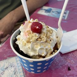 Desserted Island - Brownie sundae