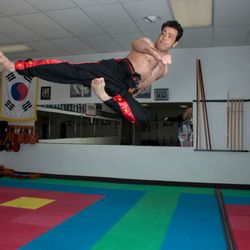 Top Tae Kwon Do - study with Grandmaster .