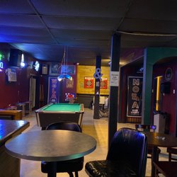 Very clean bar!
