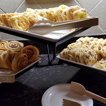 Ruby's Inn Restaurant - pastries - American Near Me - Bryce Canyon, Utah