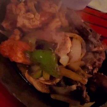 La Barca Restaurant - Part of my mixed fajitas. Chicken, shrimp, and steak were seasoned to perfection!! Yummy!! - Mexican Near Me - Los Angeles, California La Barca Restaurant - Part of my mixed fajitas. Chicken, shrimp, and steak were seasoned to perfection!! Yummy!! - Mexican Near Me - Los Angeles, California