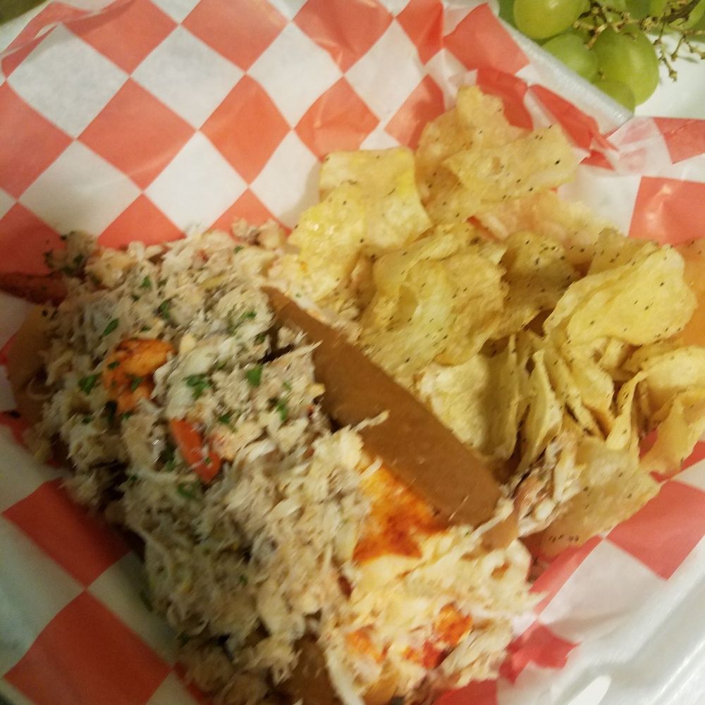 Earnest Brew Works - New orleans roll. Half lobster half crab with siracha - Breweries Near Me - Toledo, Ohio