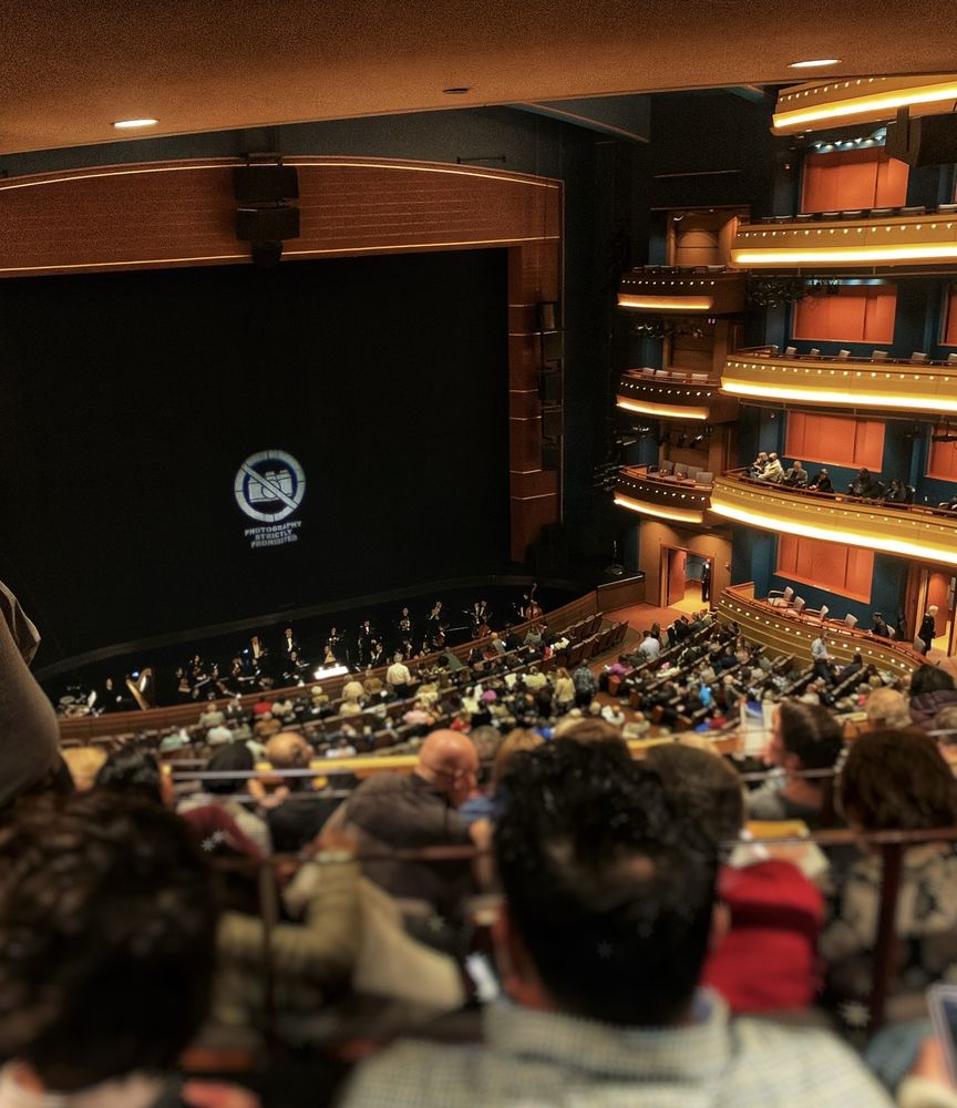 Schuster Performing Arts Center Event Services