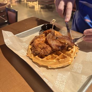 Victory Burger & Wings - Chicken and waffles - Burgers Near Me - Las Vegas, Nevada Victory Burger & Wings - Chicken and waffles - Burgers Near Me - Las Vegas, Nevada