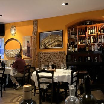 La Buchetta - Interior of restaurant - Tuscan Near Me - Florence, FI