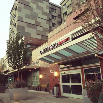Courtyard by Marriott Seattle Everett Downtown - Street view - Hotels Near Me - Everett, Washington
