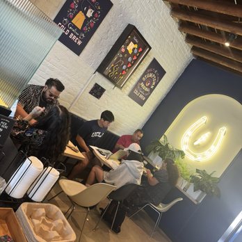 Stumptown Coffee Roasters - Interior seating - Coffee & Tea Near Me - Pasadena, California
