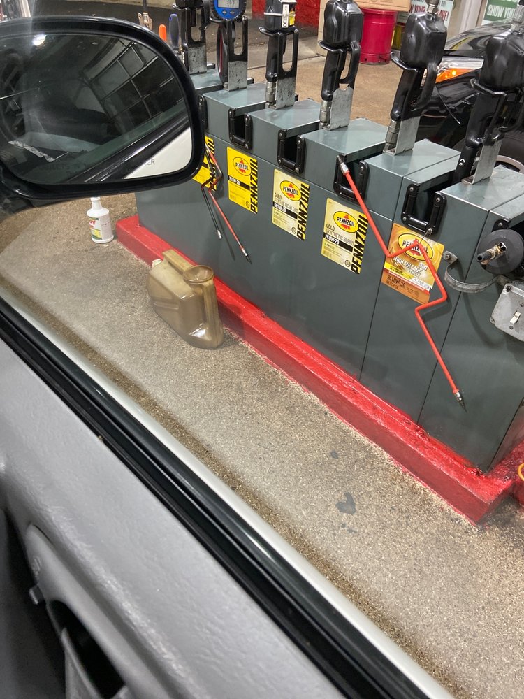 JIFFY LUBE 38 Photos & 67 Reviews 1230 S Western Ave, Chicago