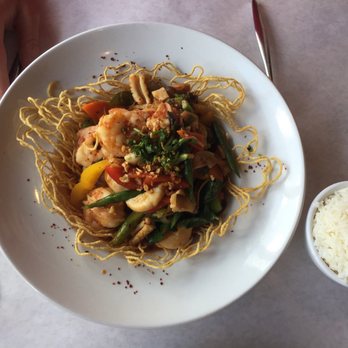Q Restaurant - Asian Fusion Near Me - Lemont, Illinois