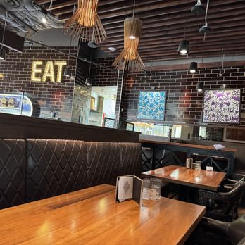 Cielo Cocina Mexicana - Seating area - Mexican Near Me - Bellevue, Washington