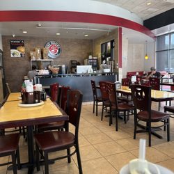 Pho Que Huong - Restaurant entrance