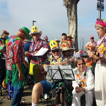 Wharf To Wharf Race - One of the ''bands'' along the course. - Races & Competitions Near Me - Capitola, California Wharf To Wharf Race - One of the ''bands'' along the course. - Races & Competitions Near Me - Capitola, California