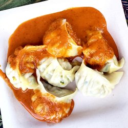 Vegan Nepal - Vegan momo (dumplings)