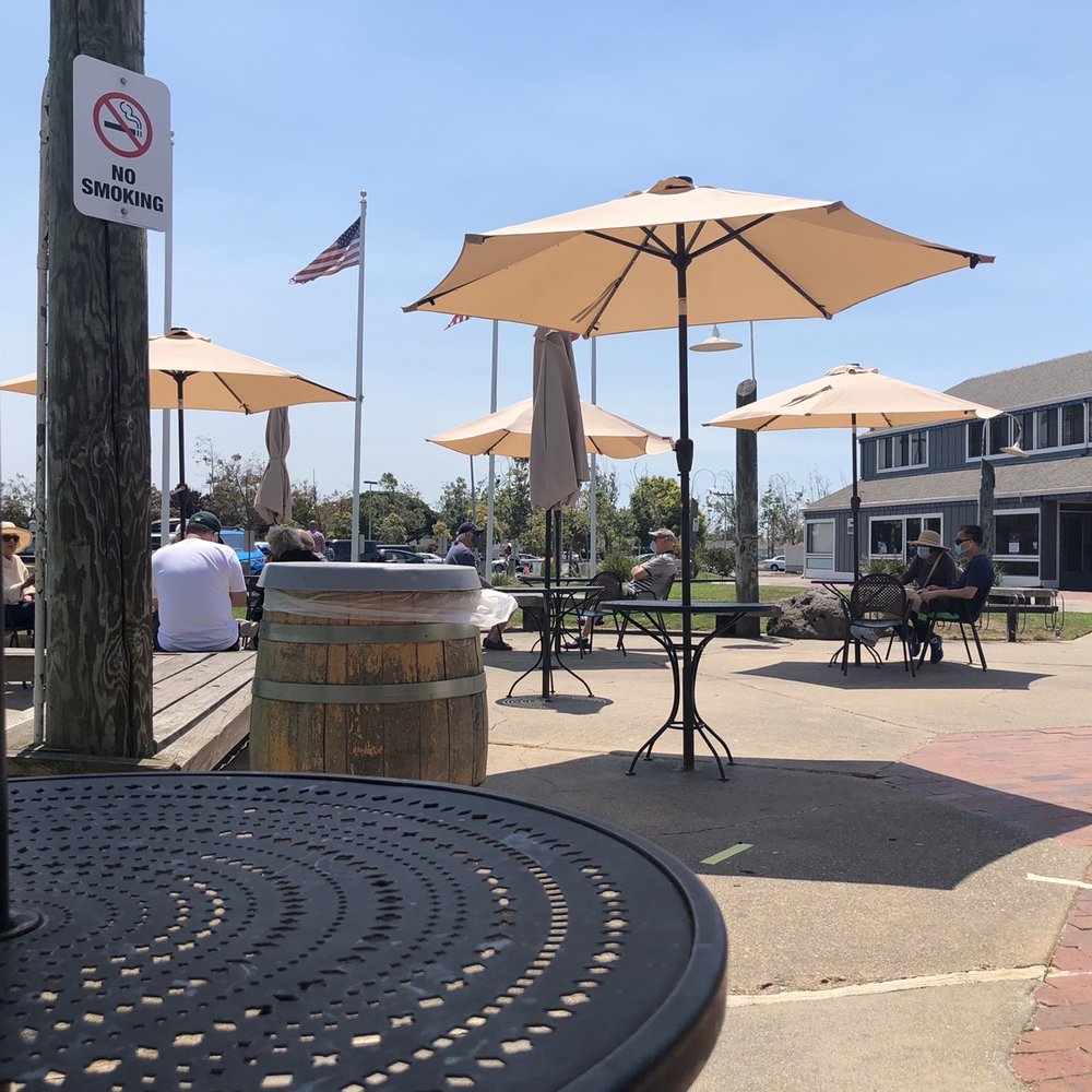 Coffee and Tea Traders - Spaced Outdoor Patio - Coffee & Tea Near Me - Alameda, California