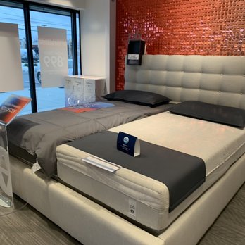 Sleep Number - P6 Bed. This one has two separate head lift - Mattresses Near Me - Strongsville, Ohio Sleep Number - P6 Bed. This one has two separate head lift - Mattresses Near Me - Strongsville, Ohio